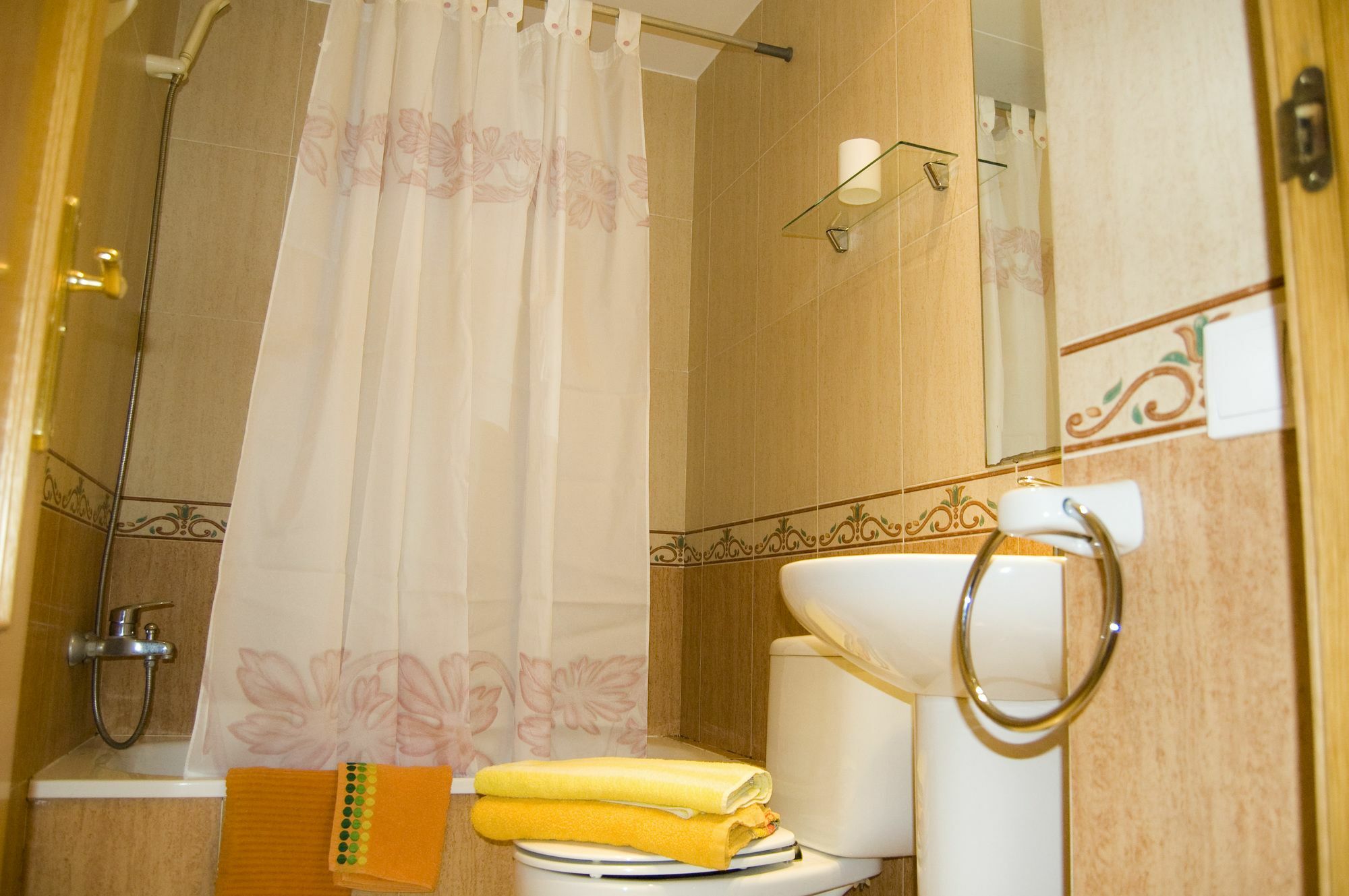 Apartamentos Ar Easy Oliva Lloret de Mar Luaran gambar